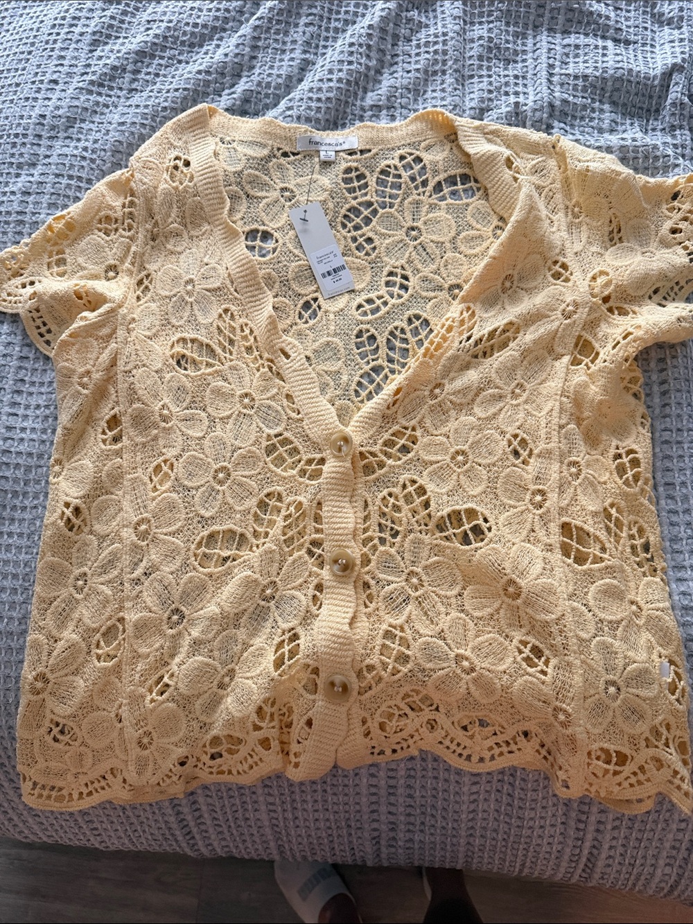 Francesca's Collections Pale Yellow Floral Crochet Button-Down Top